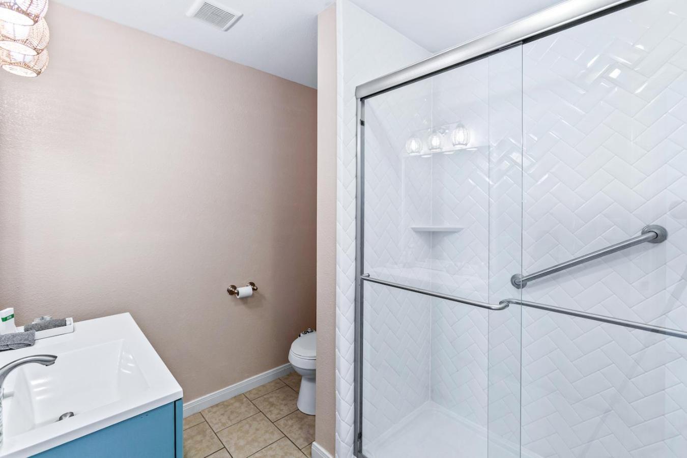The Blue Oasis With Handicap Ramp Access Dog Friendly & Cowboy Pool Galveston Exterior foto