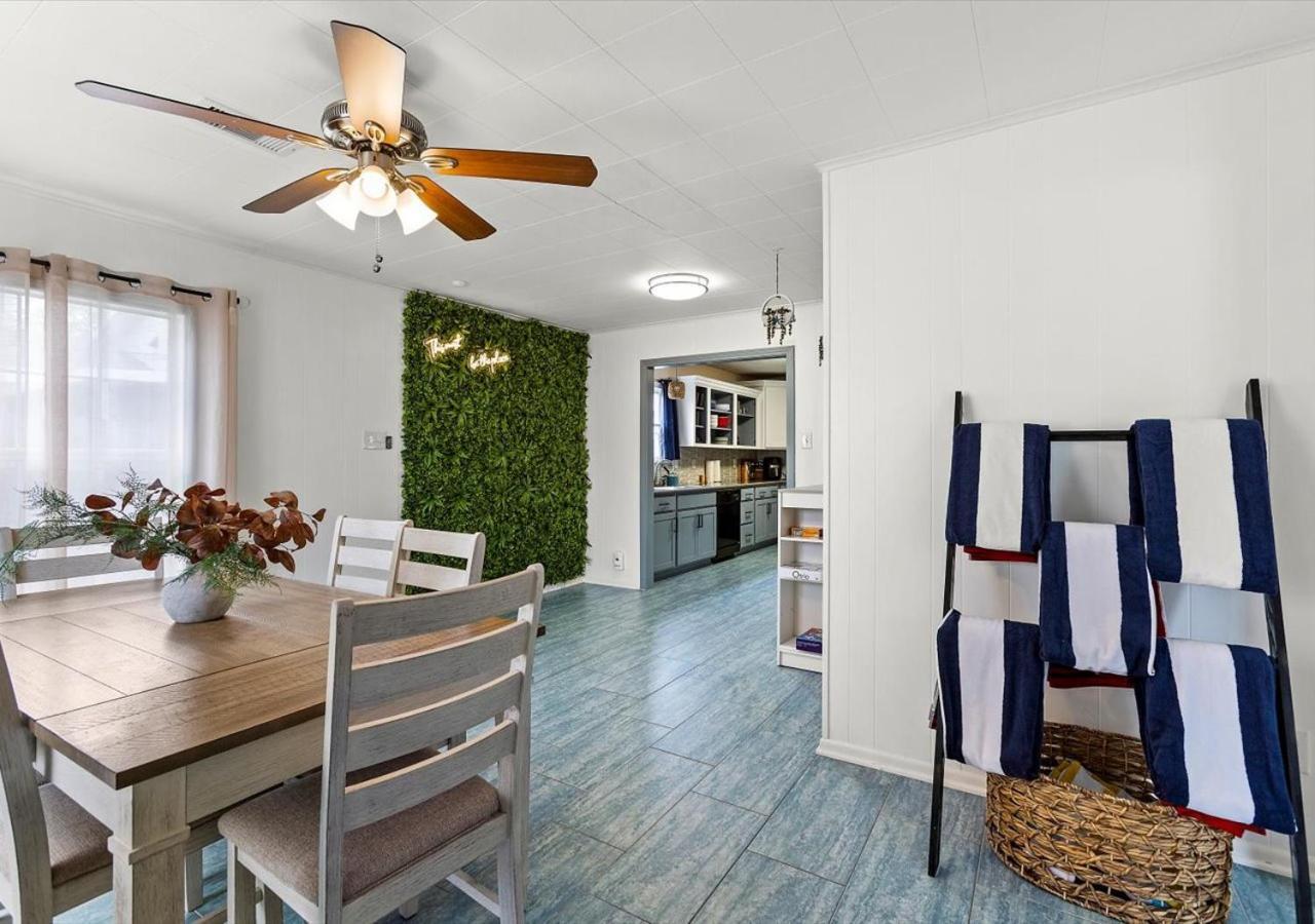 The Blue Oasis With Handicap Ramp Access Dog Friendly & Cowboy Pool Galveston Exterior foto